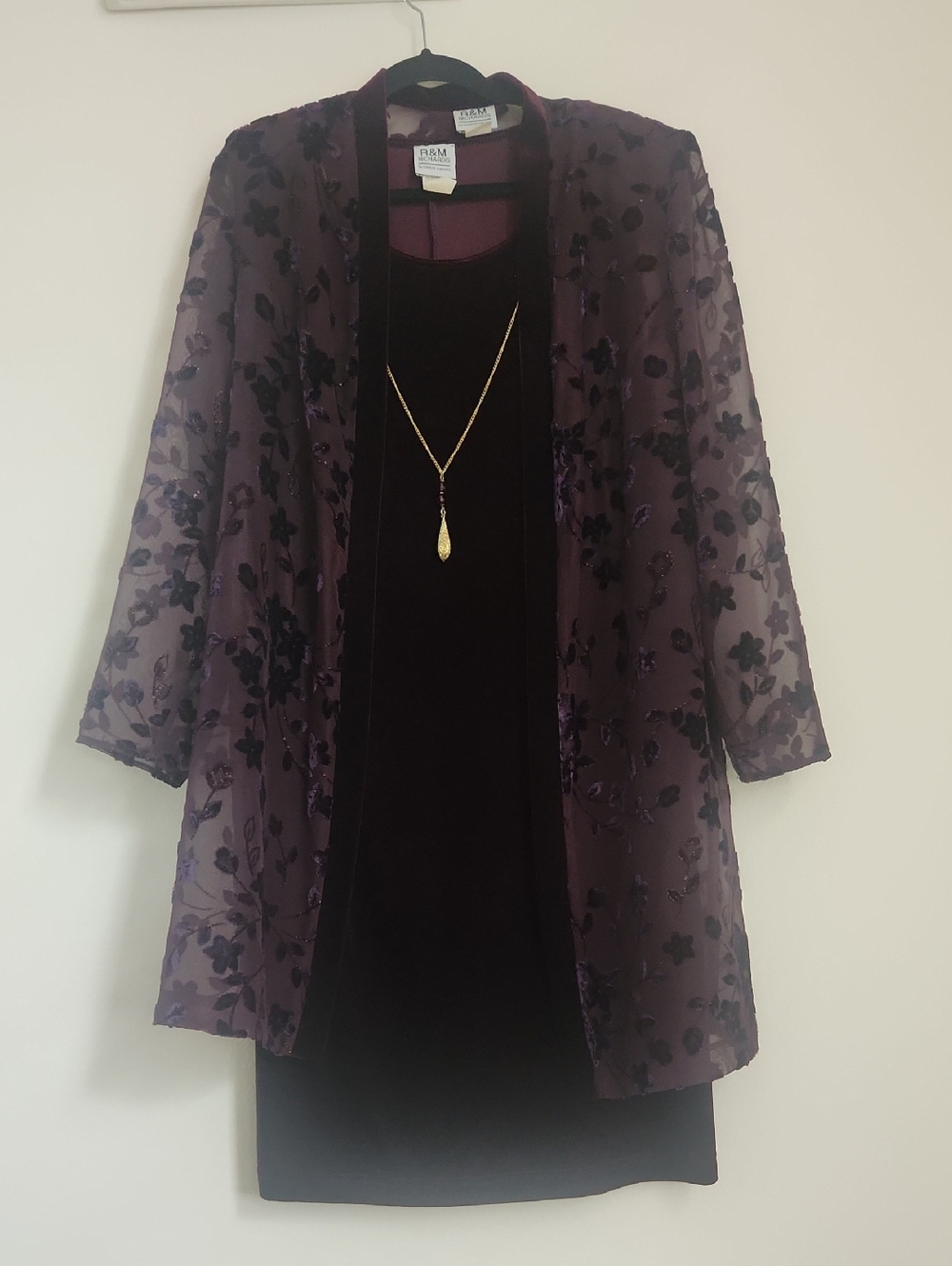 R&M Richards 90s Vintage Plum Floral Sheer Jacket with Velvet Soft Dress